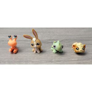 Hasbro Set of 4 Littlest Pet Shop Collectible Figurines‎ Miscellaneous Pet